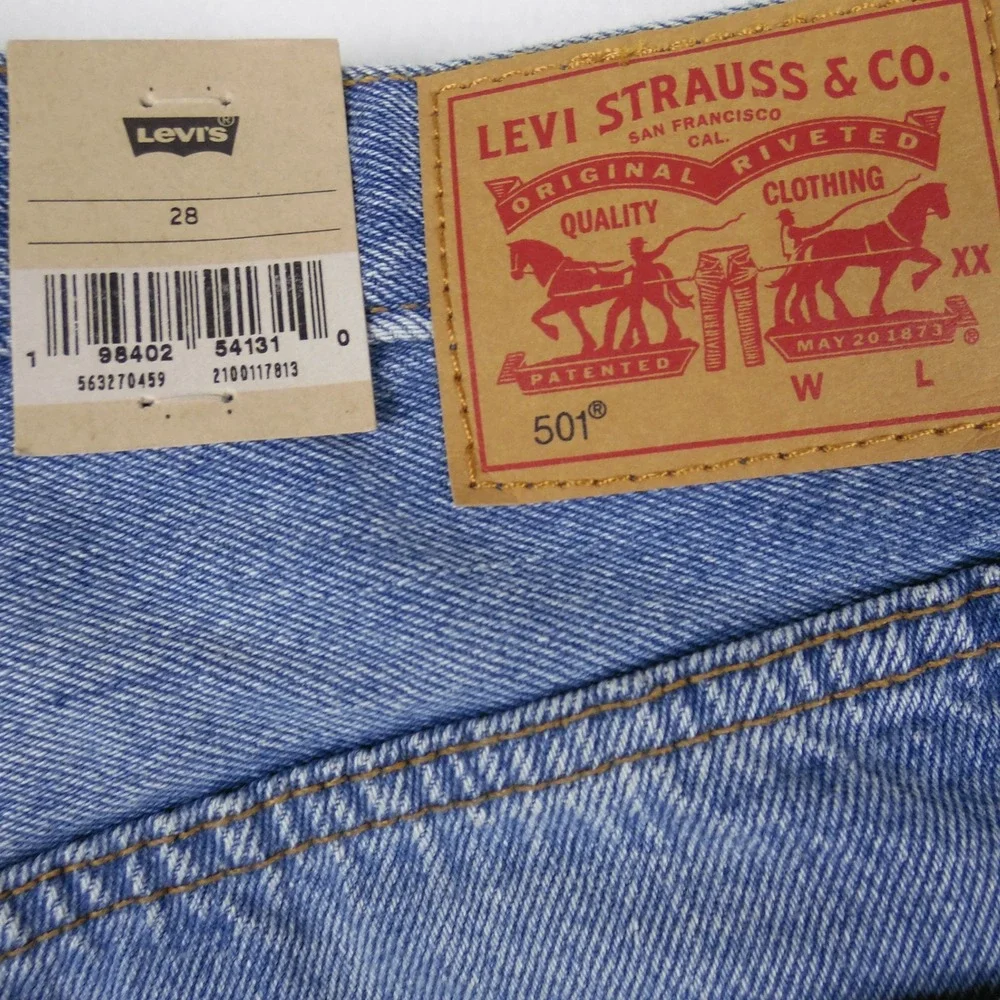 Levis true classic